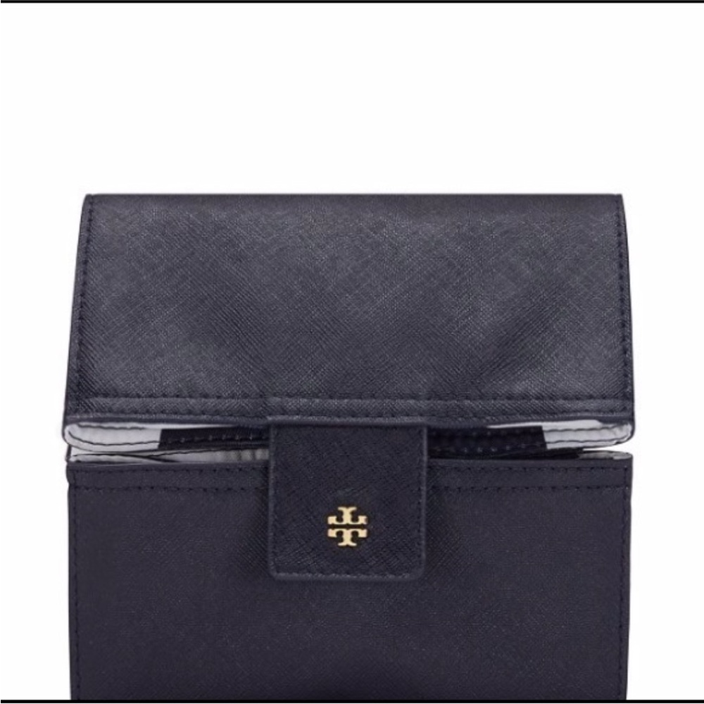 Tory Burch Ella Striped Packable Shoulder Bag - Picture 16 of 16